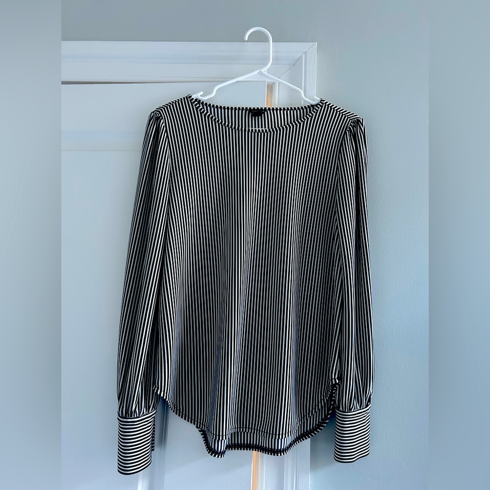 NWOT - Ann Taylor Classic and Chic Black and White- Striped Blouse